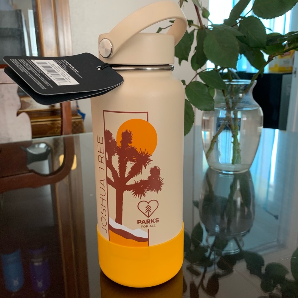 🛑🛑SOLD 🛑🛑Hydro flask 32 oz